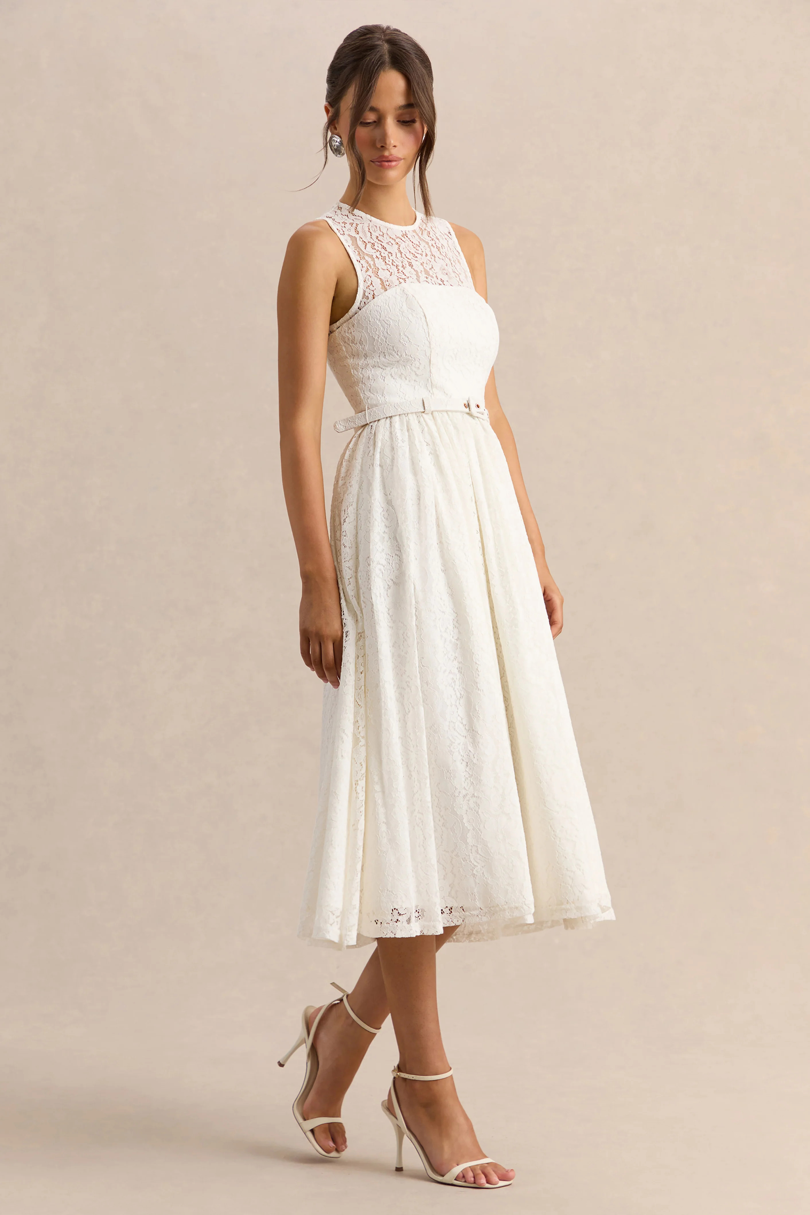 Anabella | Robe mi-longue blanche en dentelle à encolure haute avec ceinture - Image 5