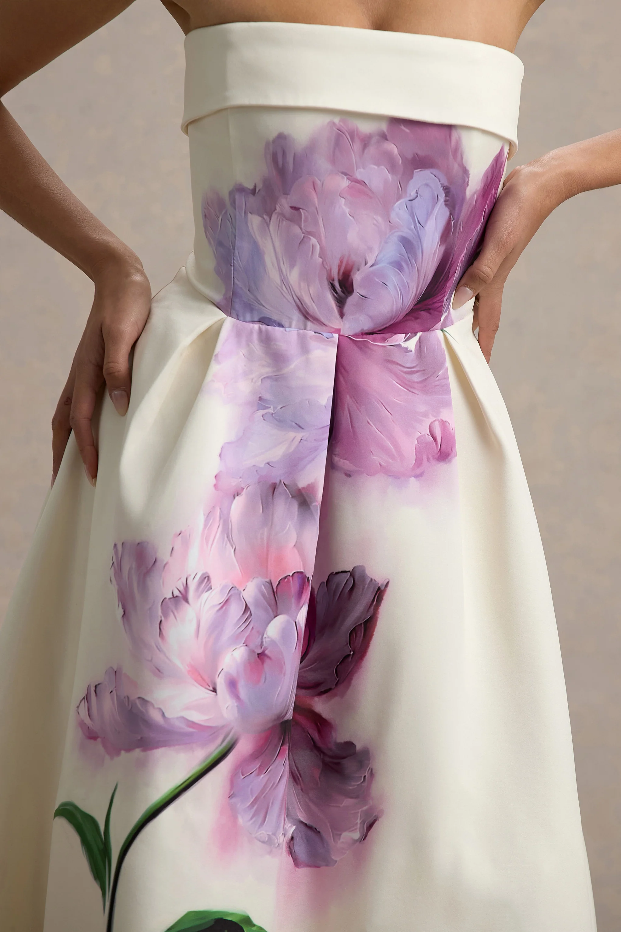 Annalise | Robe Mi-Longue Rose Floral Évasée à Bandeau - Image 6