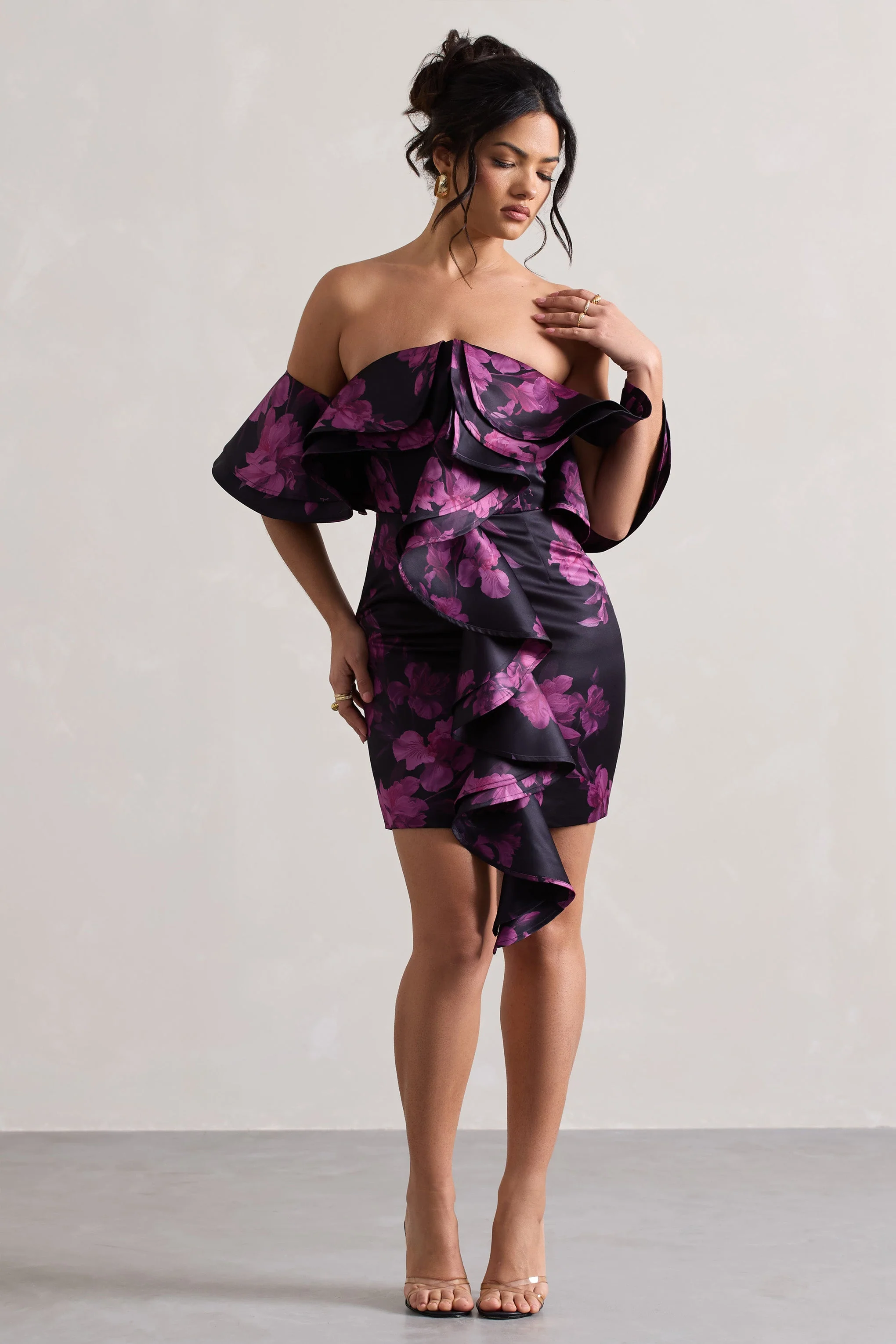 Aspen | Mini robe noire fleurit à encolure bardot et fronces - Image 5