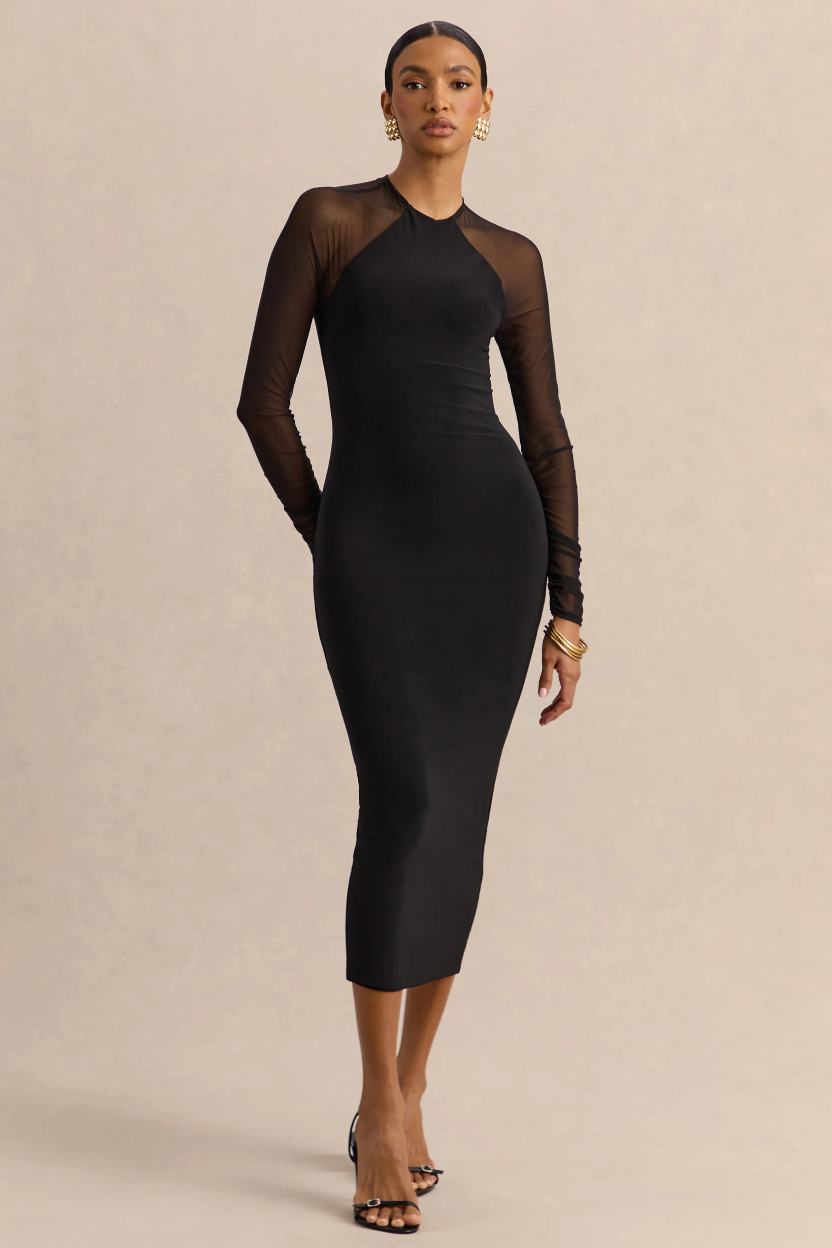 Aurevia | Robe mi-longue noire à encolure haute avec manches longues en mesh