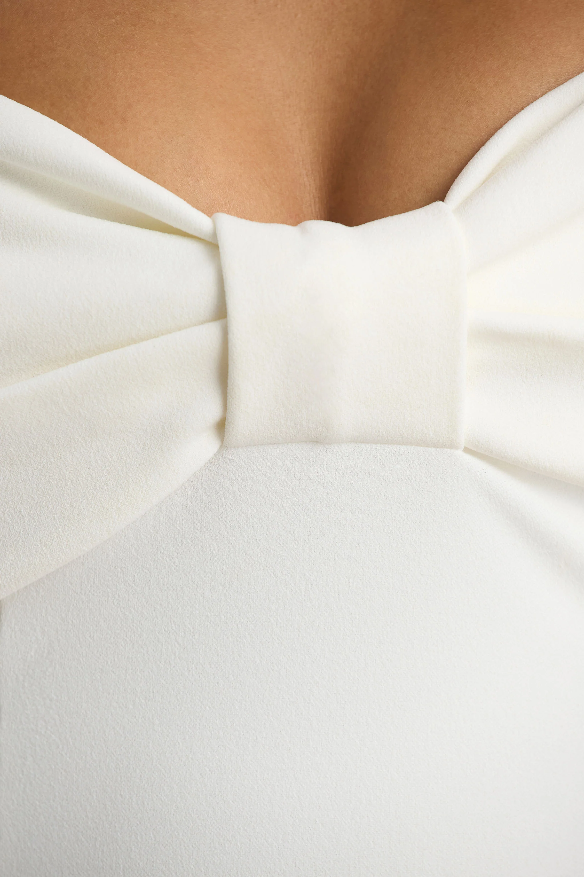 Bayshore | Robe Mi-Longue Blanche Bardot à Nœud - Image 6