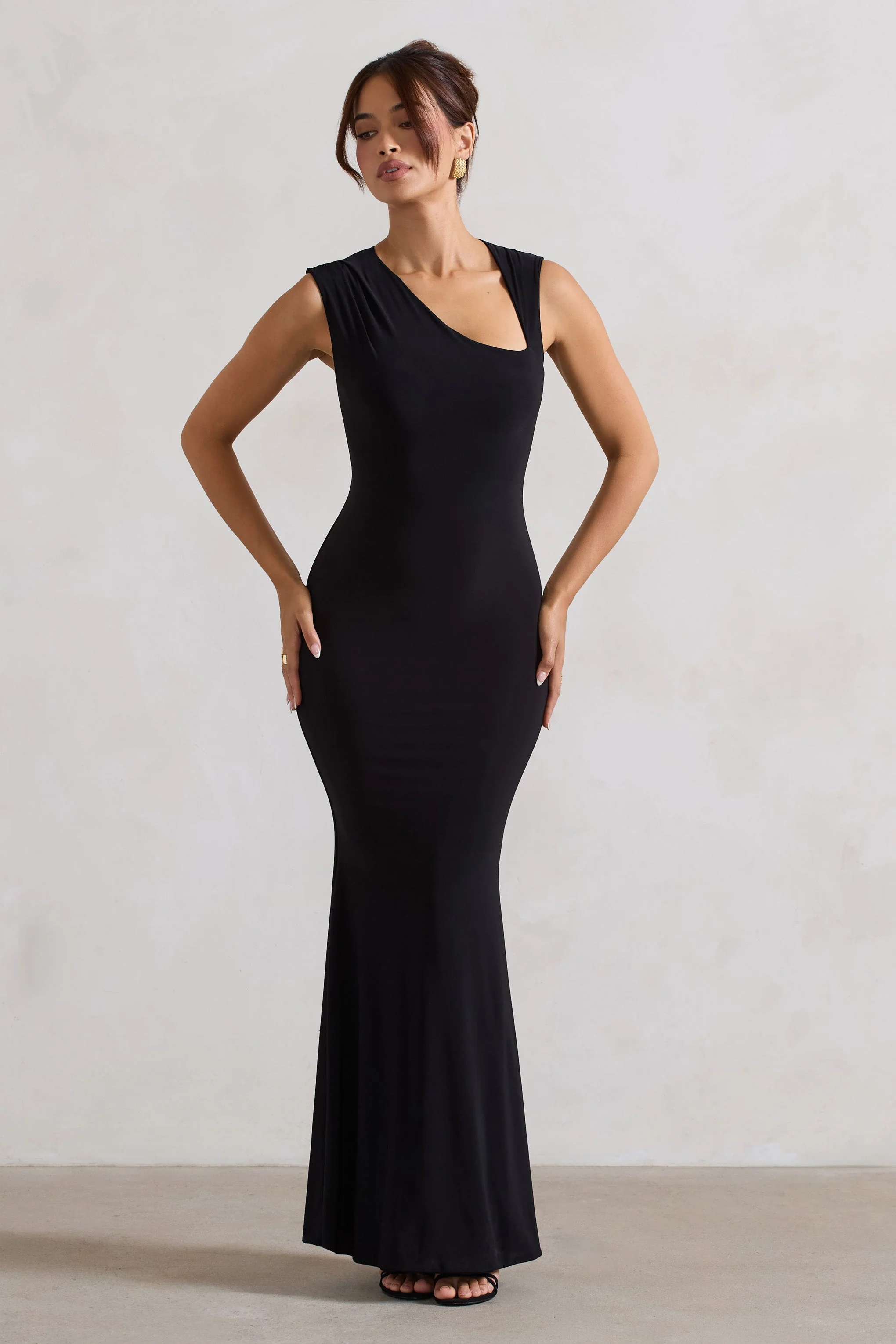 Behind The Scenes | Robe longue noire sans manches - Image 5
