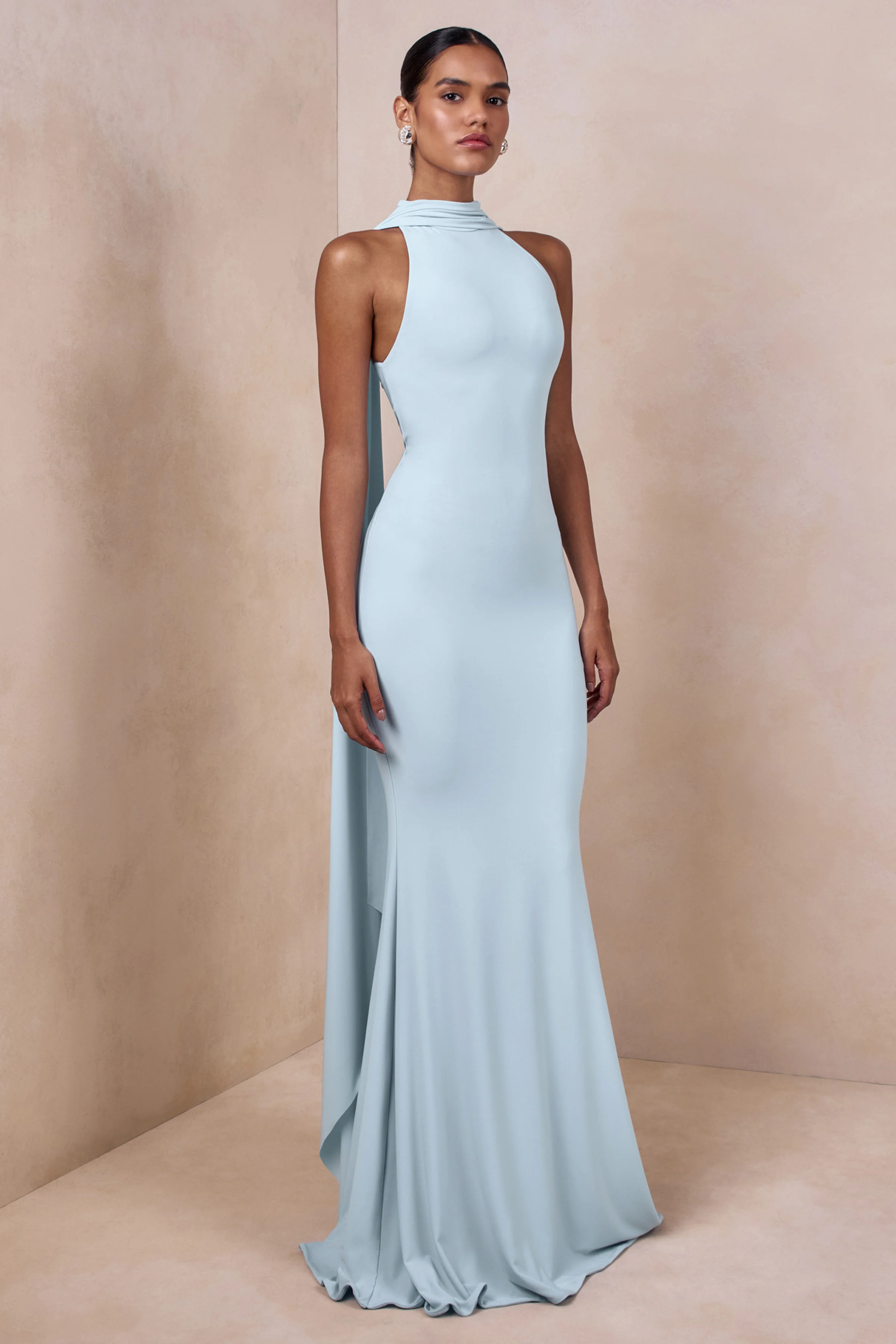 Cordy | Robe longue bleu poudré à col montant avec cape - Image 4