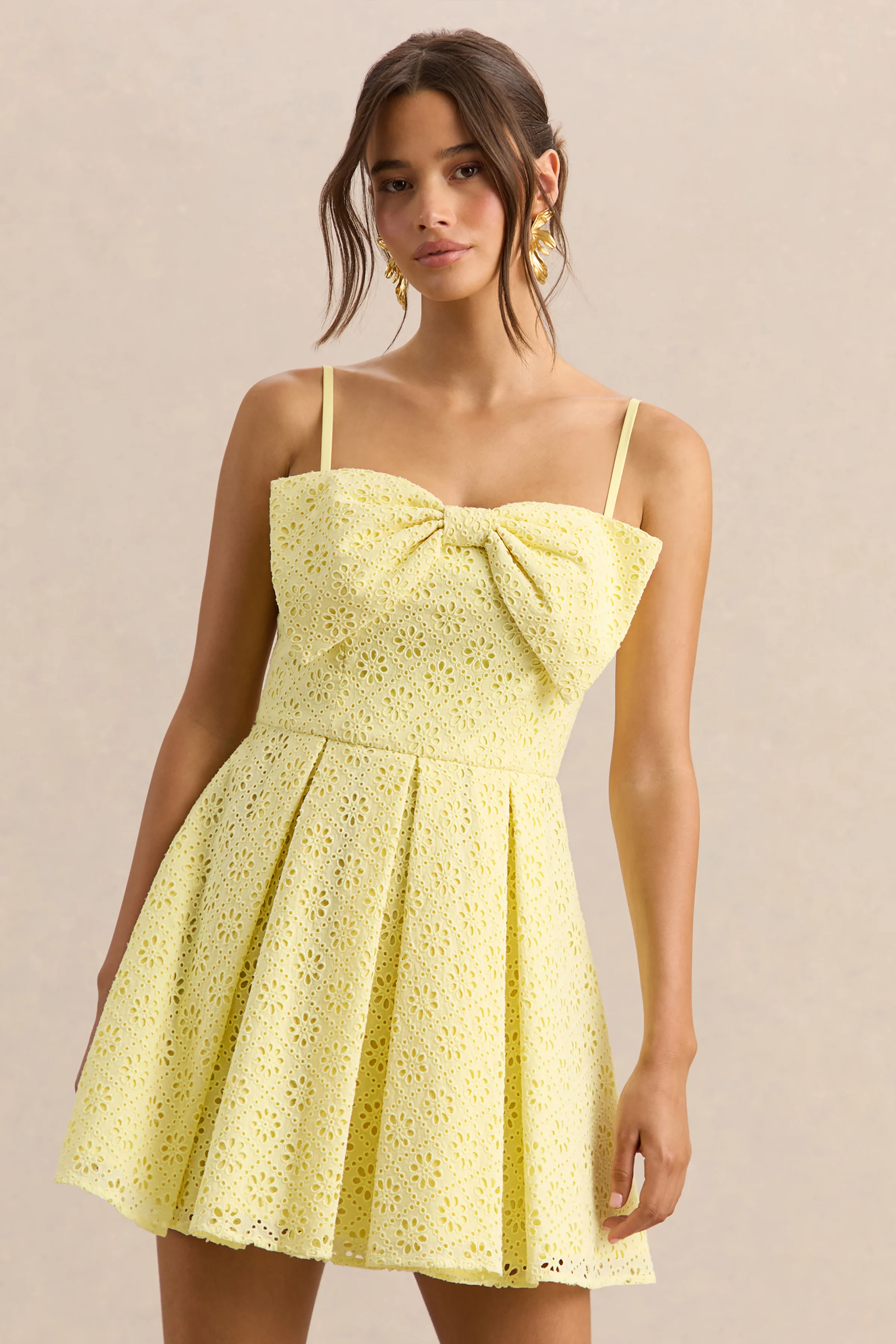 Elina | Mini-robe citron à encolure carrée avec détail nœud - Image 3
