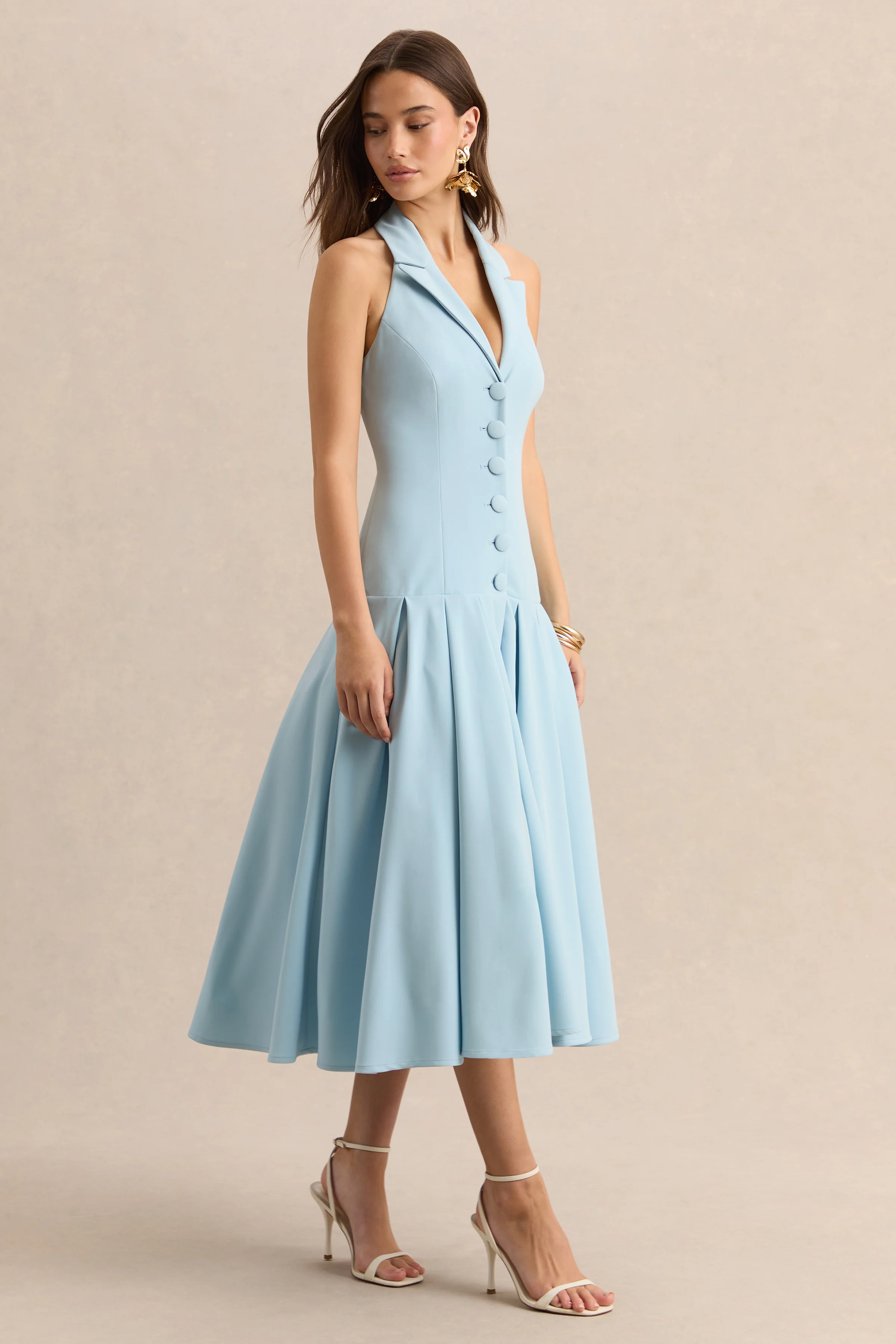 Elise | Robe mi-longue bleu poudre à décolleté plongeant avec taille basse - Image 4