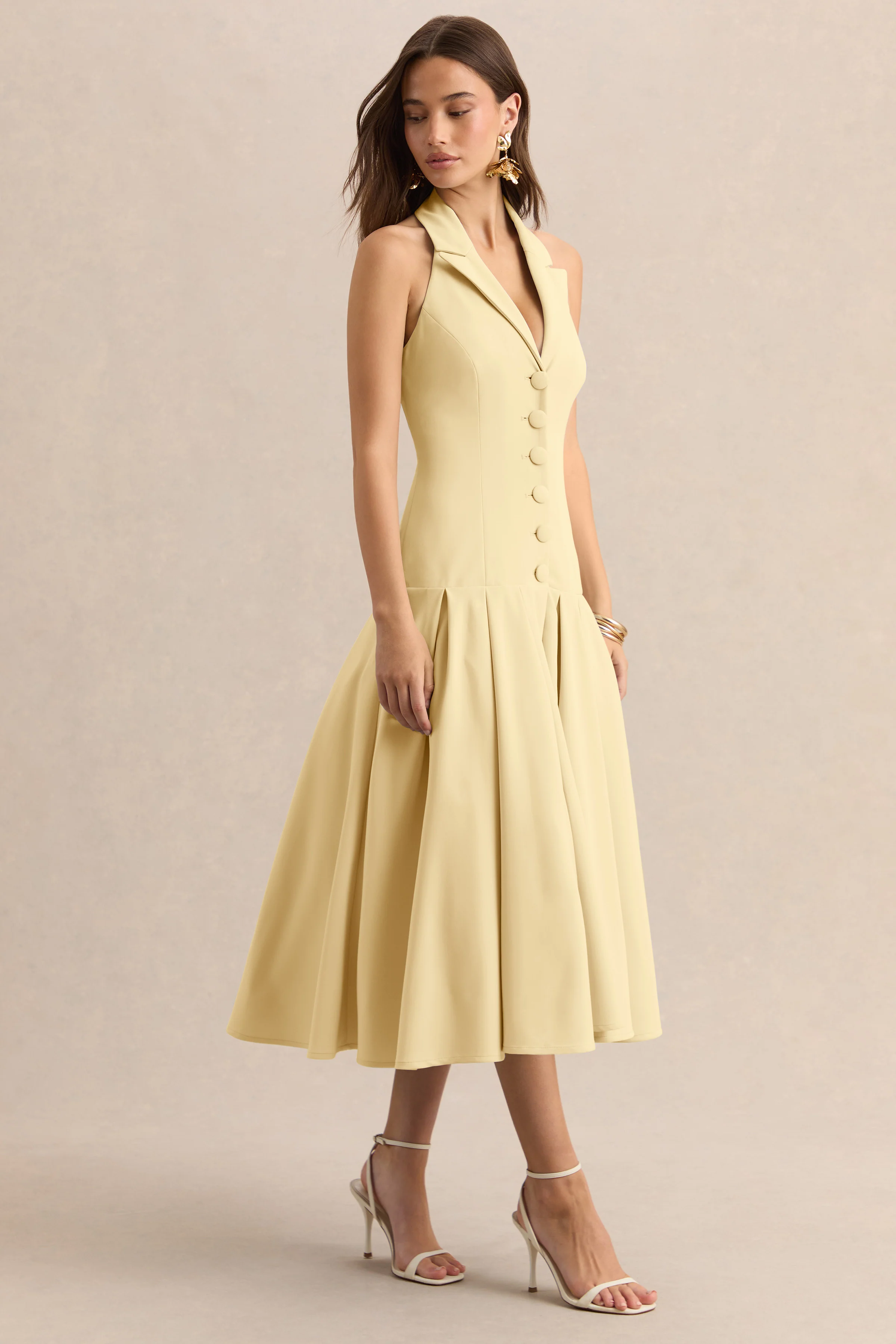 Elise | Robe mi-longue citron à décolleté plongeant avec taille basse - Image 4