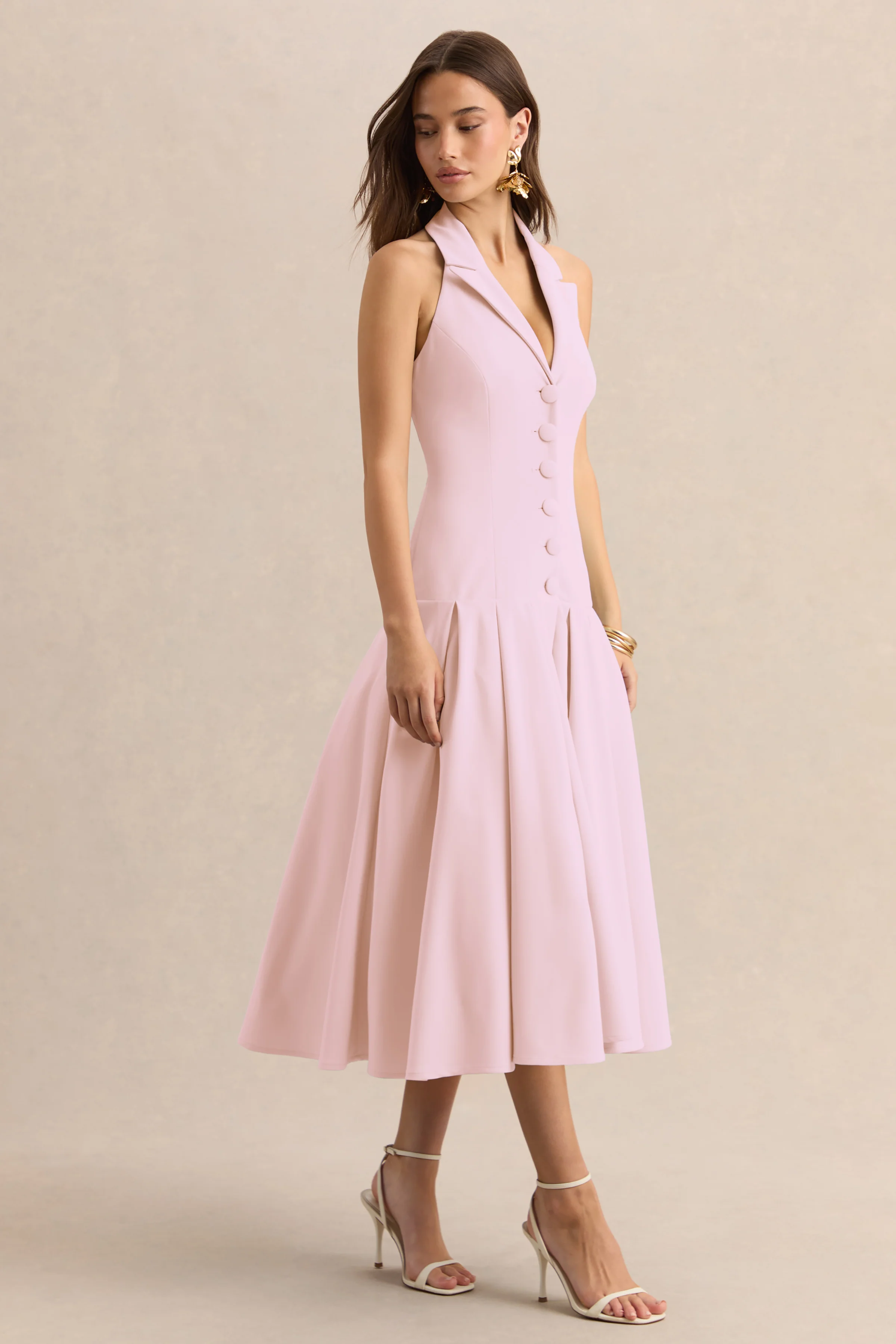 Elise | Robe mi-longue rose clair à décolleté plongeant avec taille basse - Image 6
