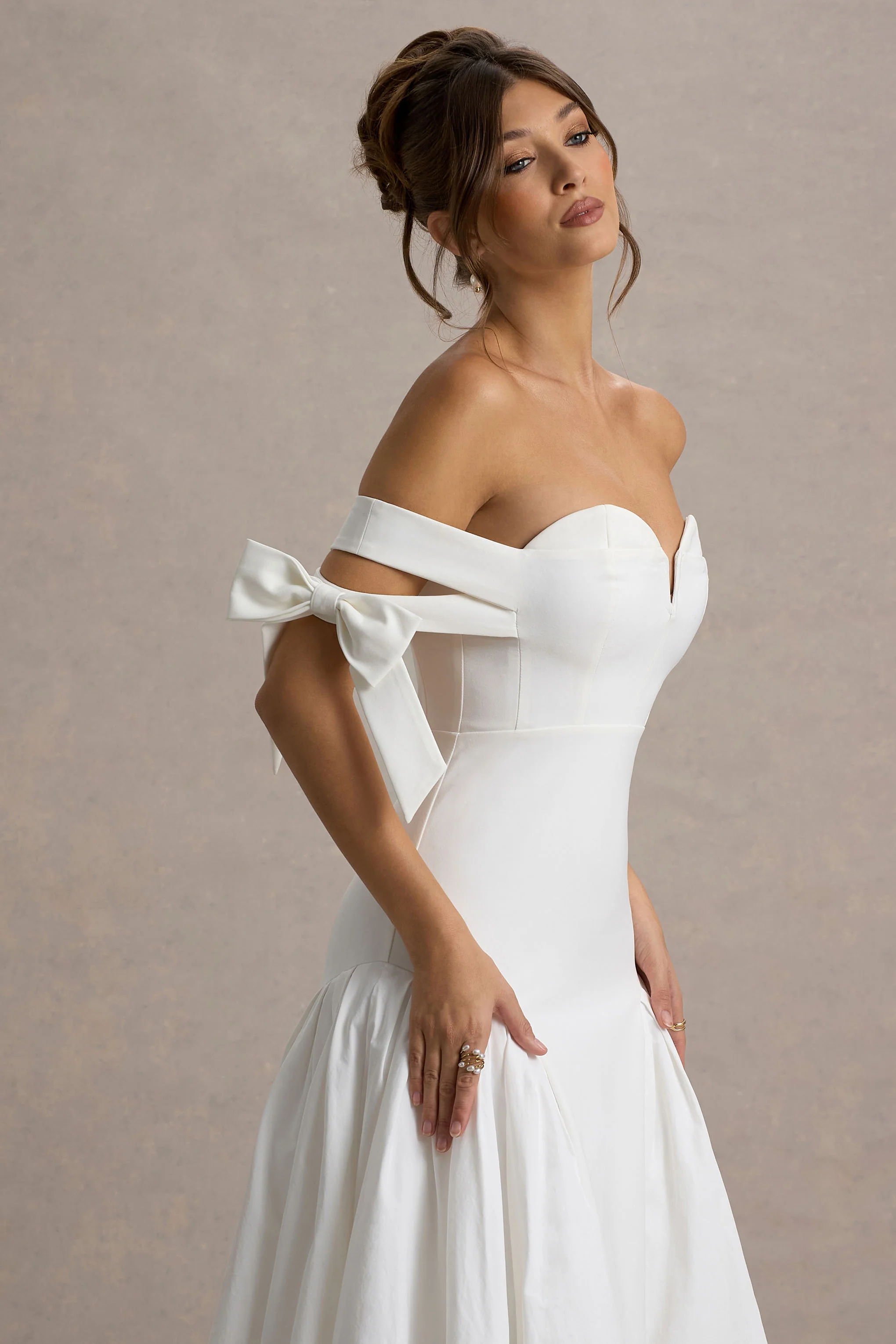 Ethel | Robe Longue Bardot Blanche et Crème avec Jupe Volumineuse - Image 3