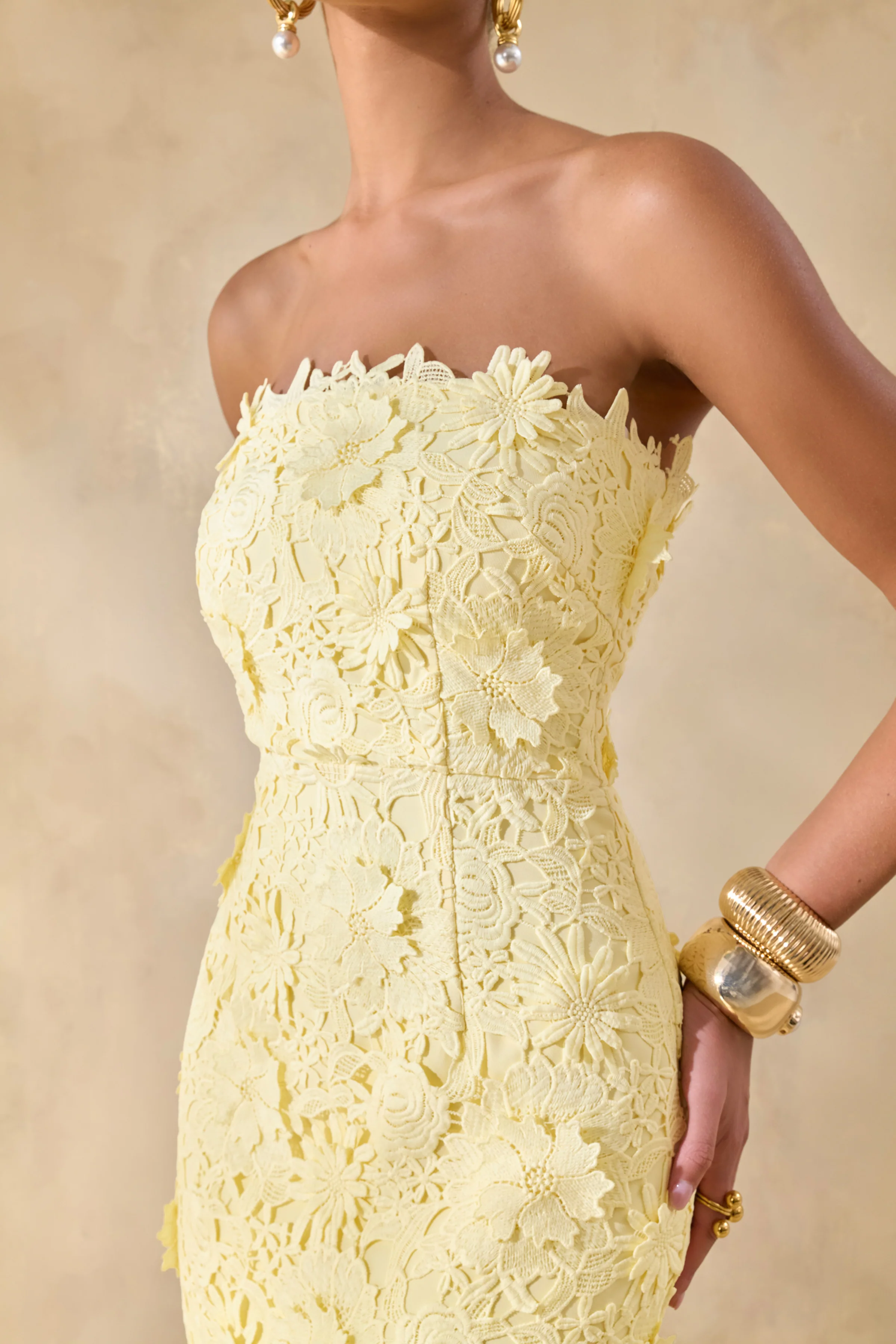 Gracie | Robe longue bandeau en dentelle citron - Image 3