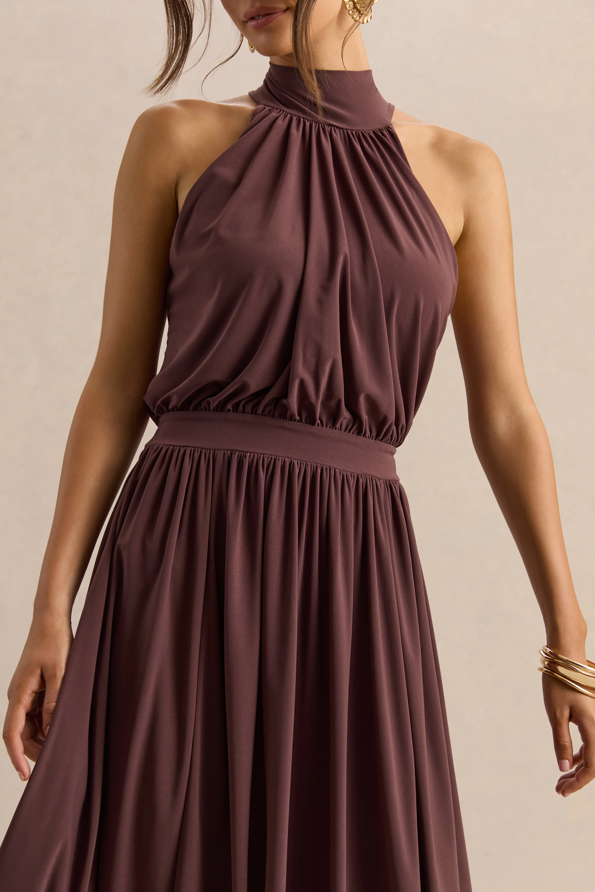 Hedira | Robe mi-longue marron à encolure haute - Image 7
