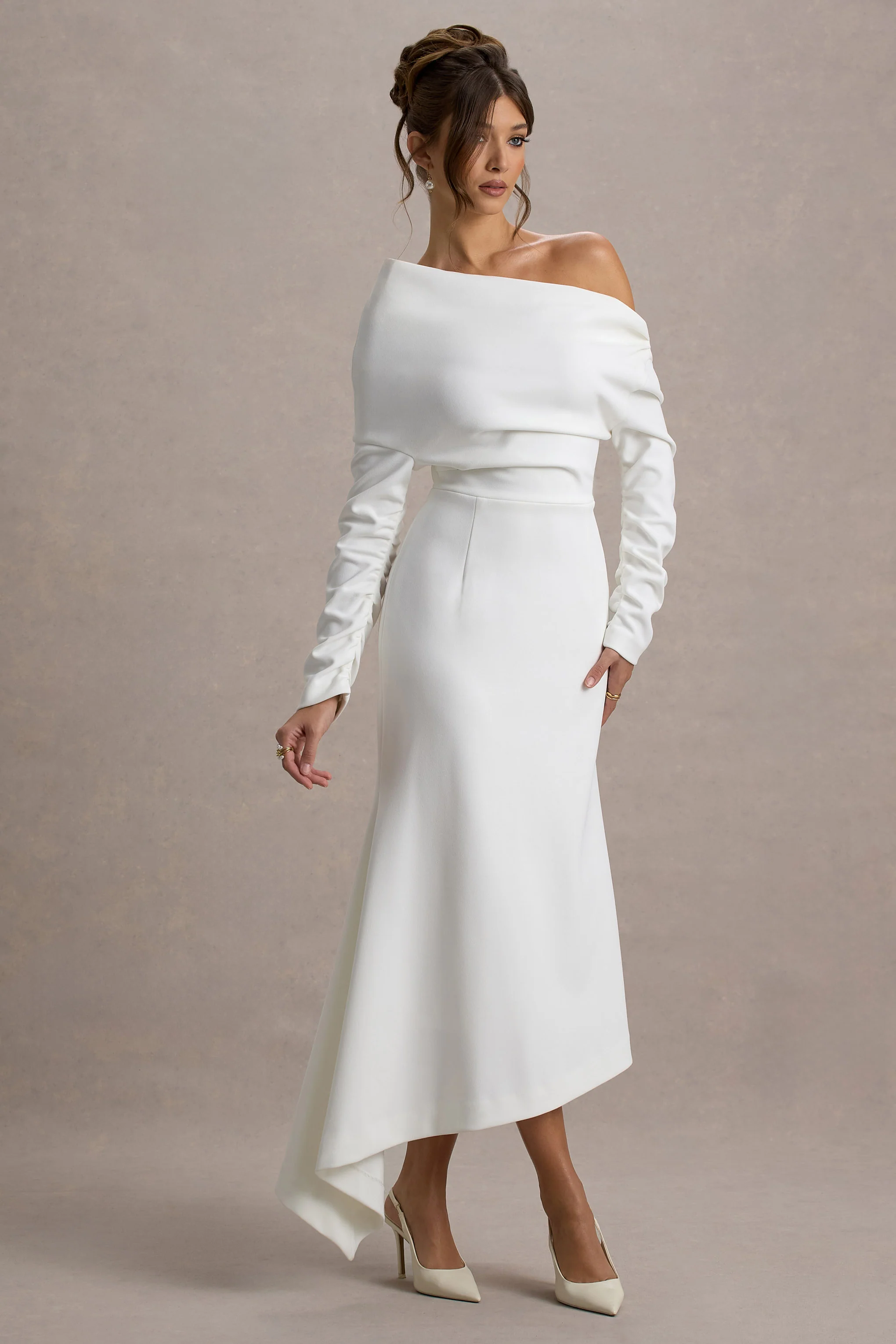 Lou | Robe longue blanche asymétrique à une épaule - Image 5