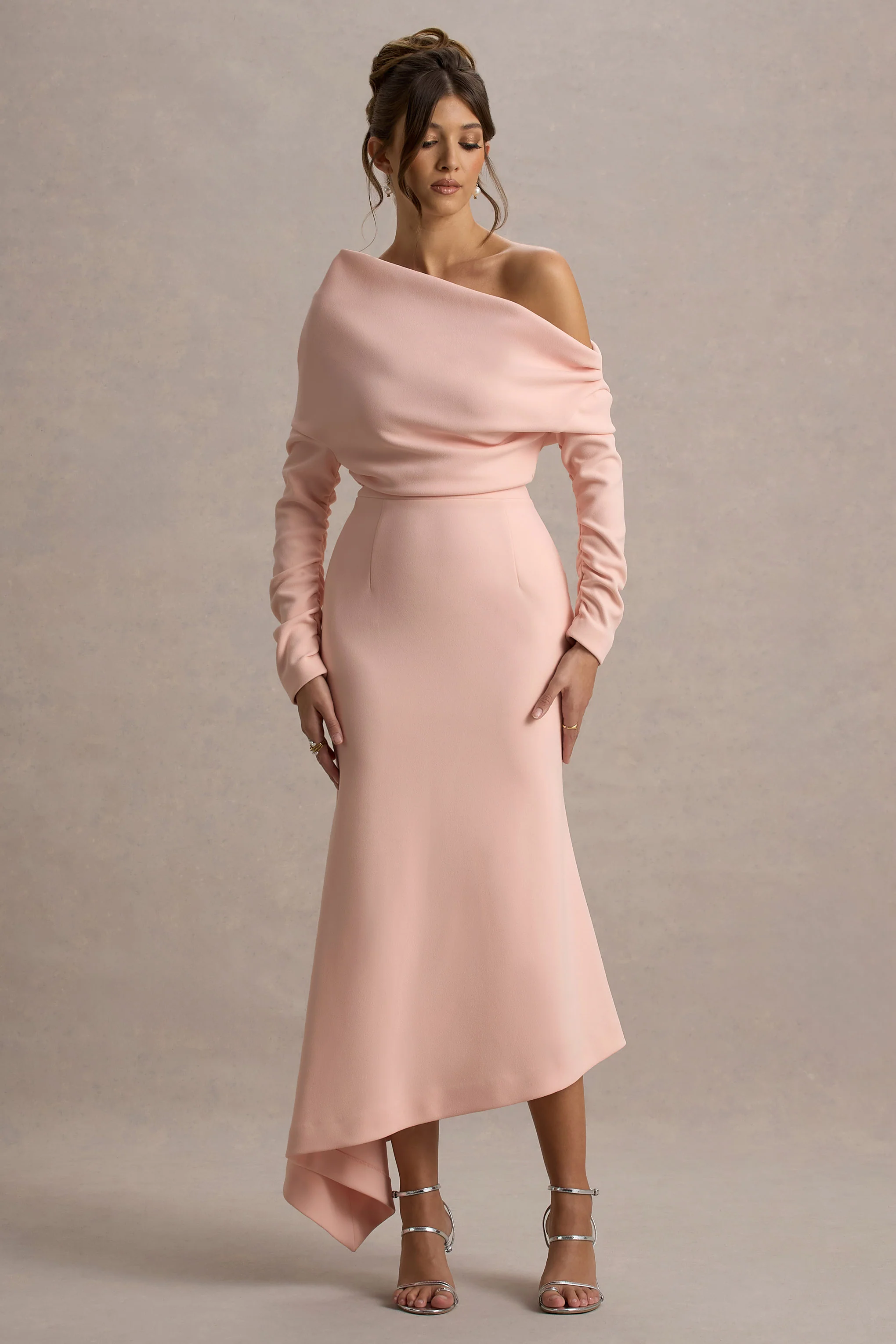 Lou | Robe longue rose asymétrique à une épaule - Image 4