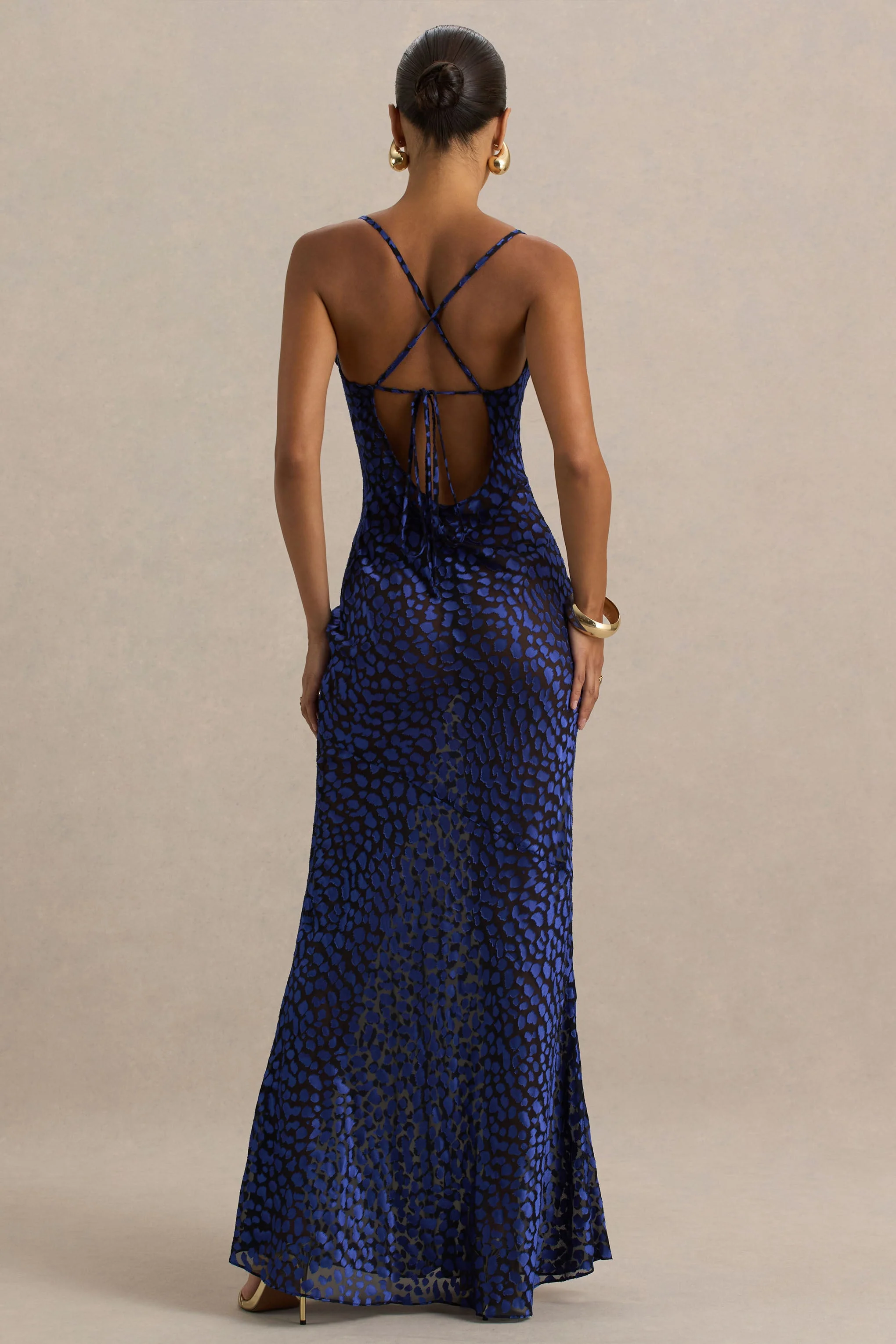 Marya | Robe longue à col bénitier imprimé léopard bleu - Image 3
