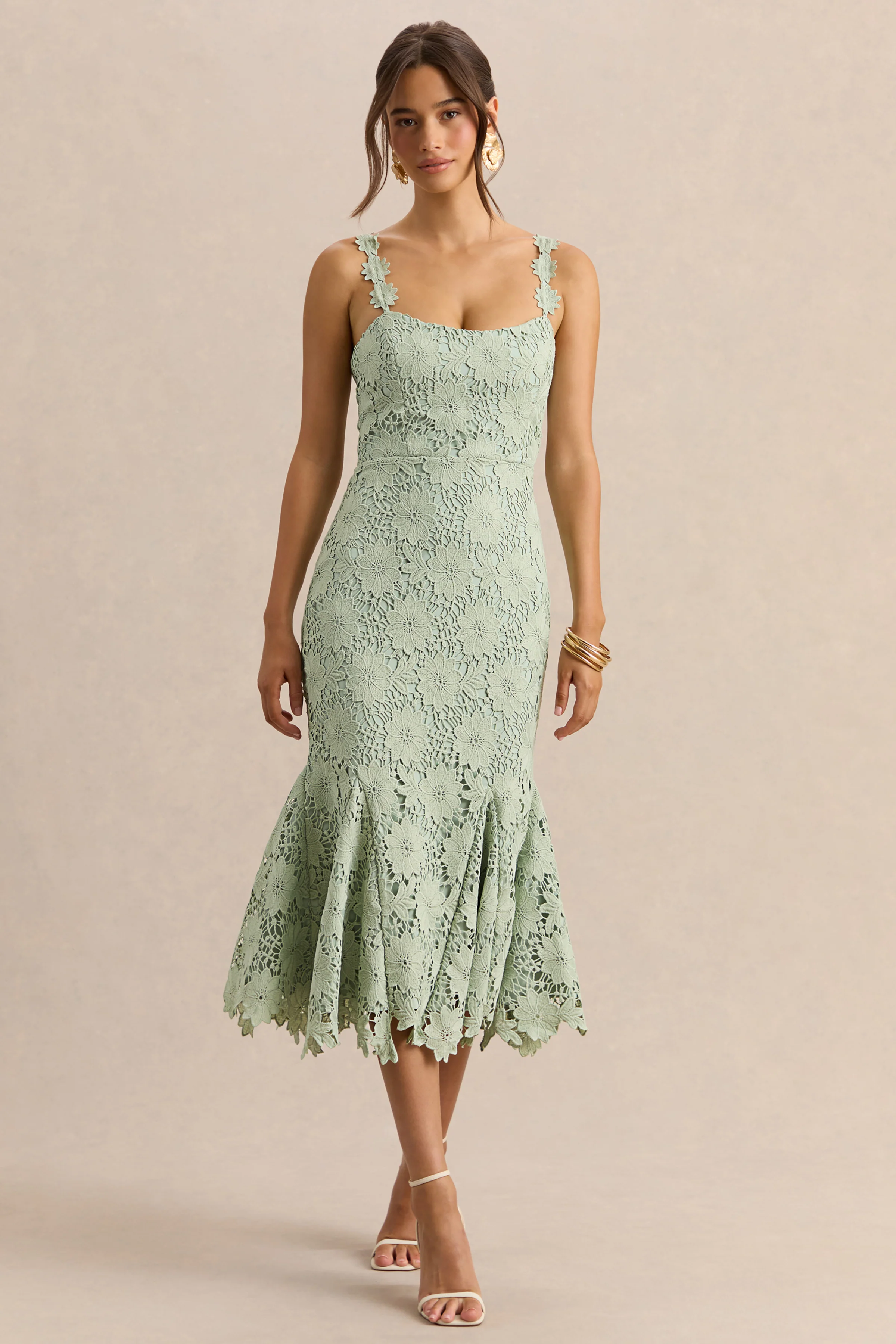 Melia | Robe mi-longue vert sauge en dentelle à encolure arrondie - Image 5