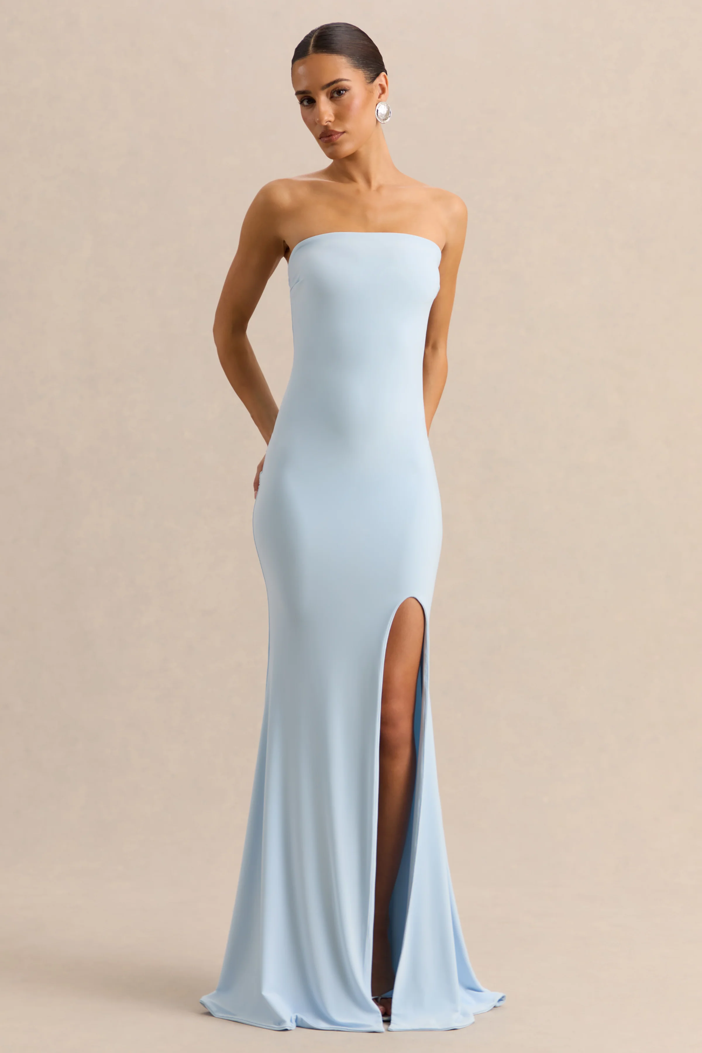 Melva | Robe longue bleu poudré à encolure bandeau - Image 6