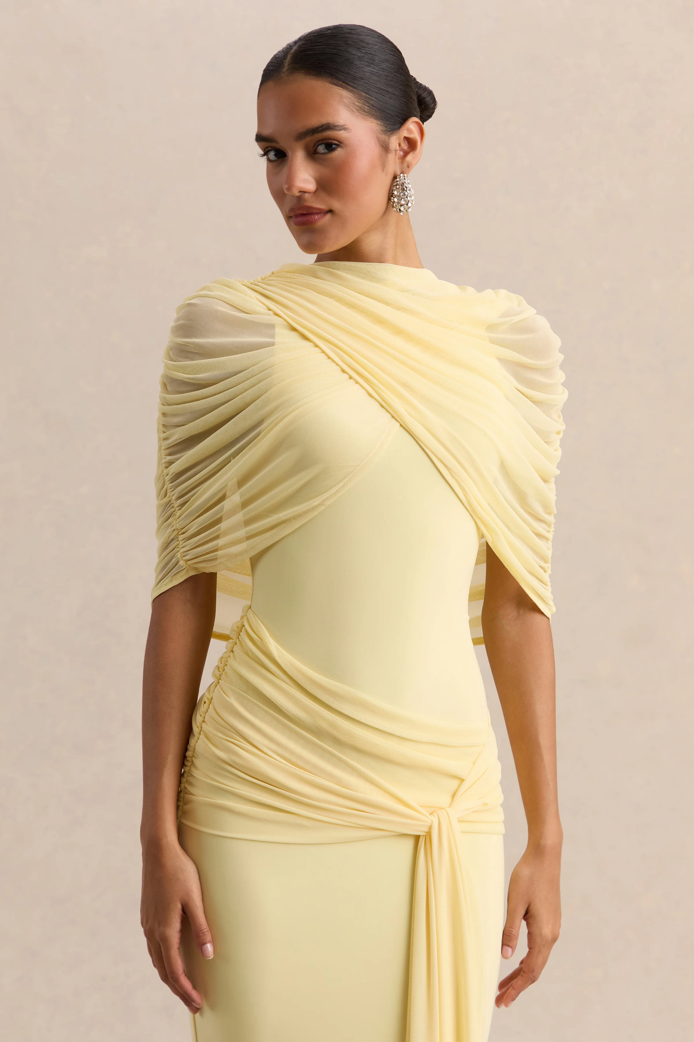 Mirene | Robe longue citron à encolure ronde avec détails froncés et ceinture fluide - Image 3