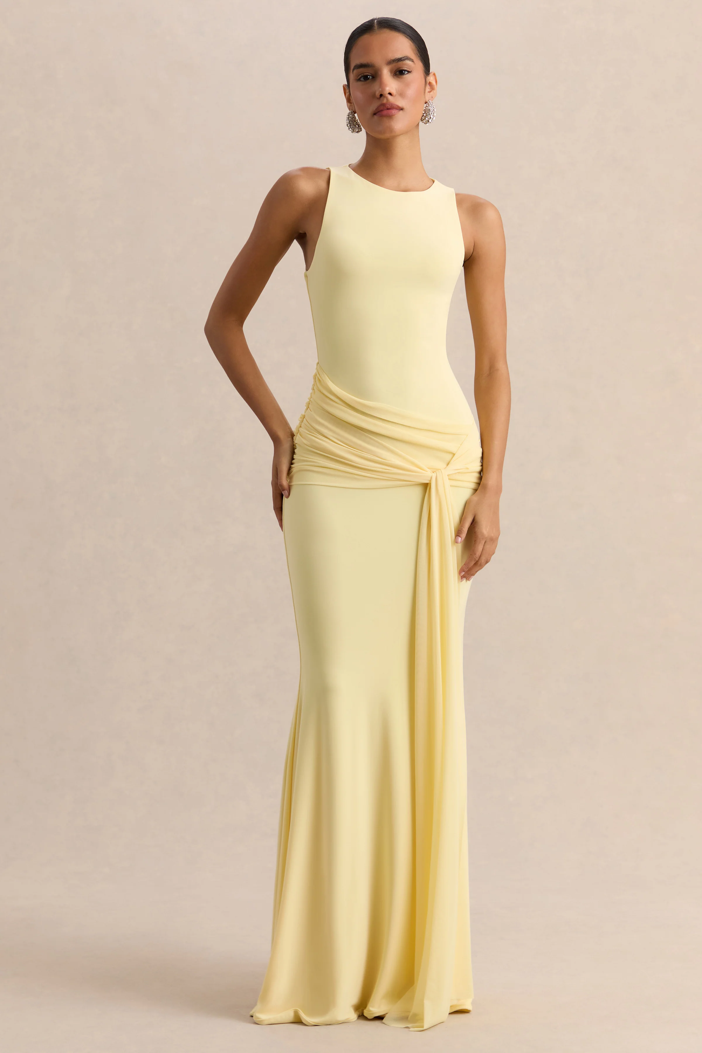Mirene | Robe longue citron à encolure ronde avec détails froncés et ceinture fluide - Image 6