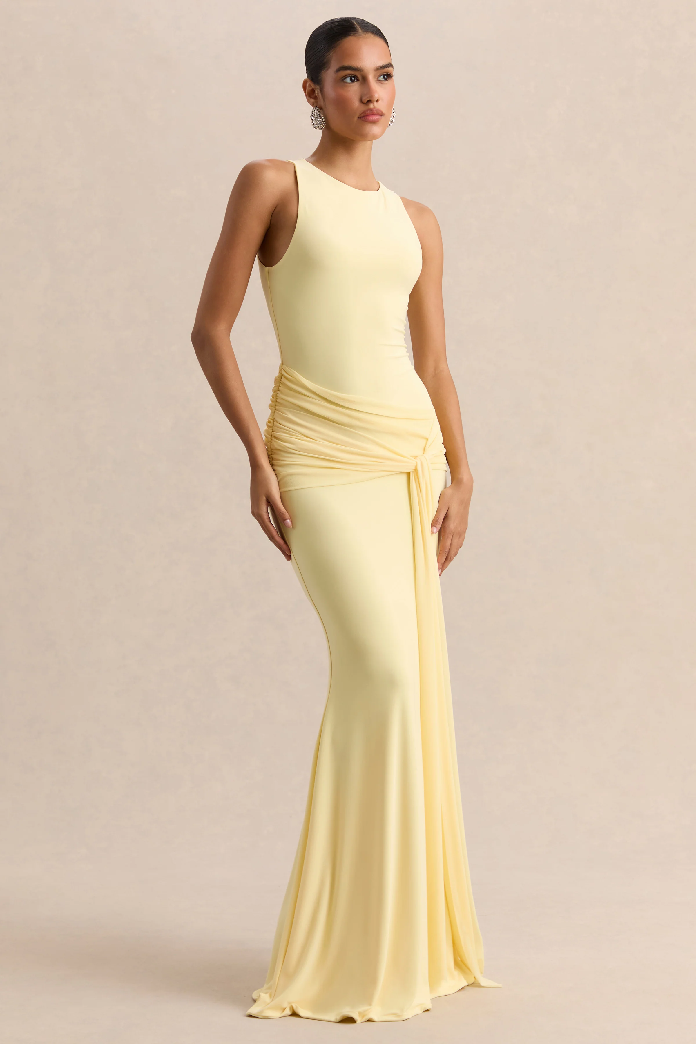 Mirene | Robe longue citron à encolure ronde avec détails froncés et ceinture fluide - Image 7