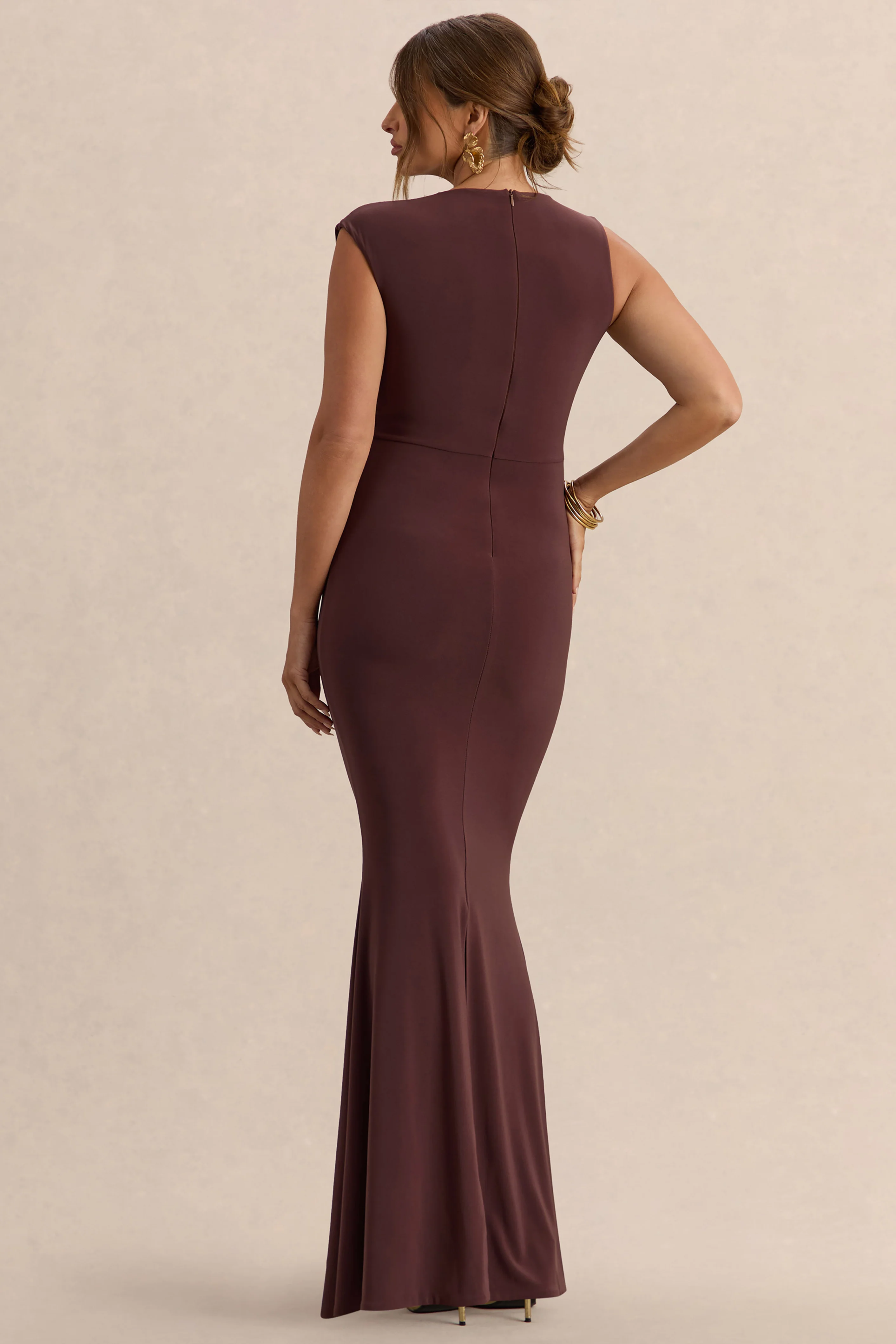 Osanna | Robe longue de maternité marron foncé à encolure large avec détails froncés - Image 2