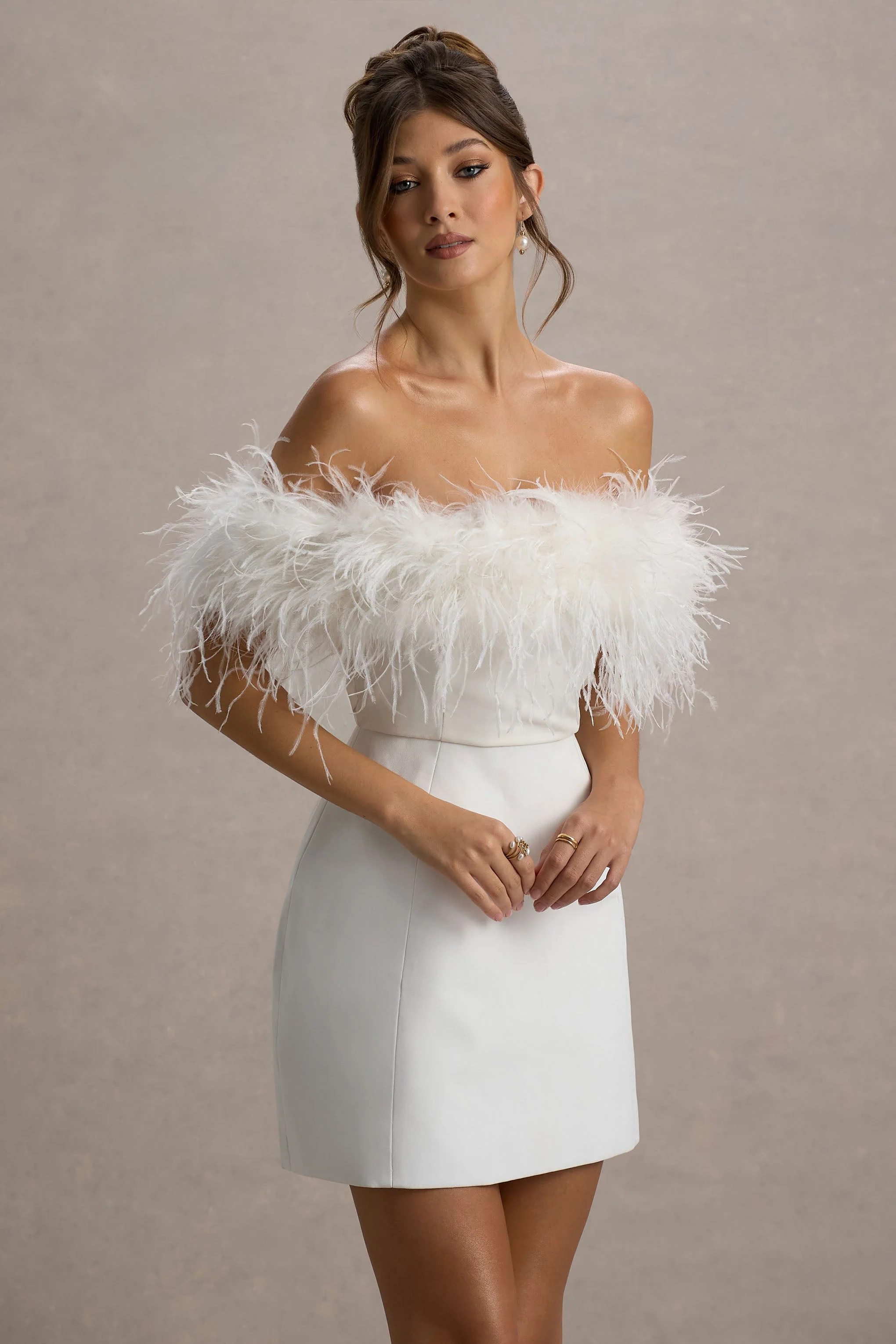Palace |  Mini-Robe Noire Bardot avec Garniture en Plumes - Image 4