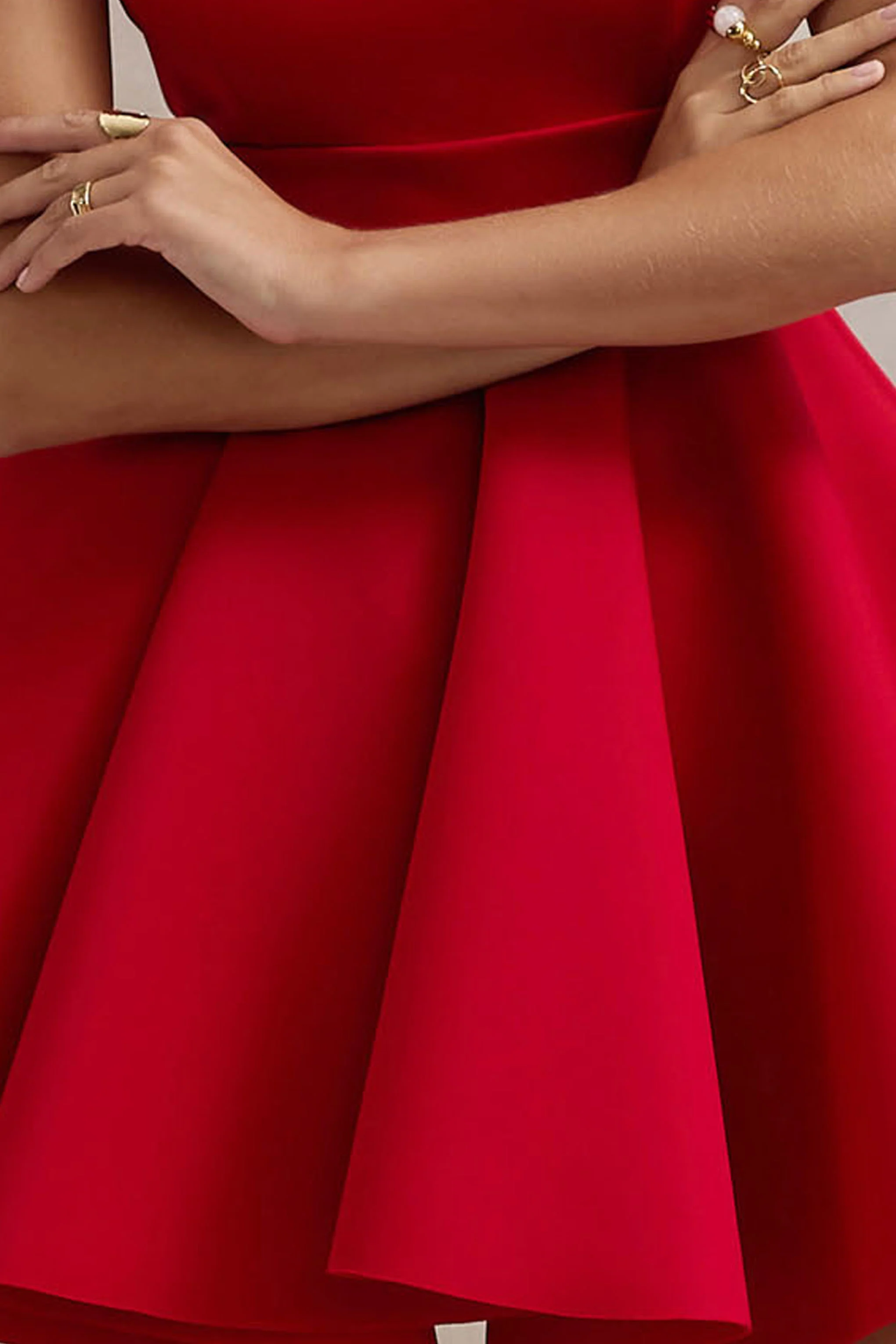 Waverly | Mini-robe rouge à encolure arrondie sans manches - Image 6