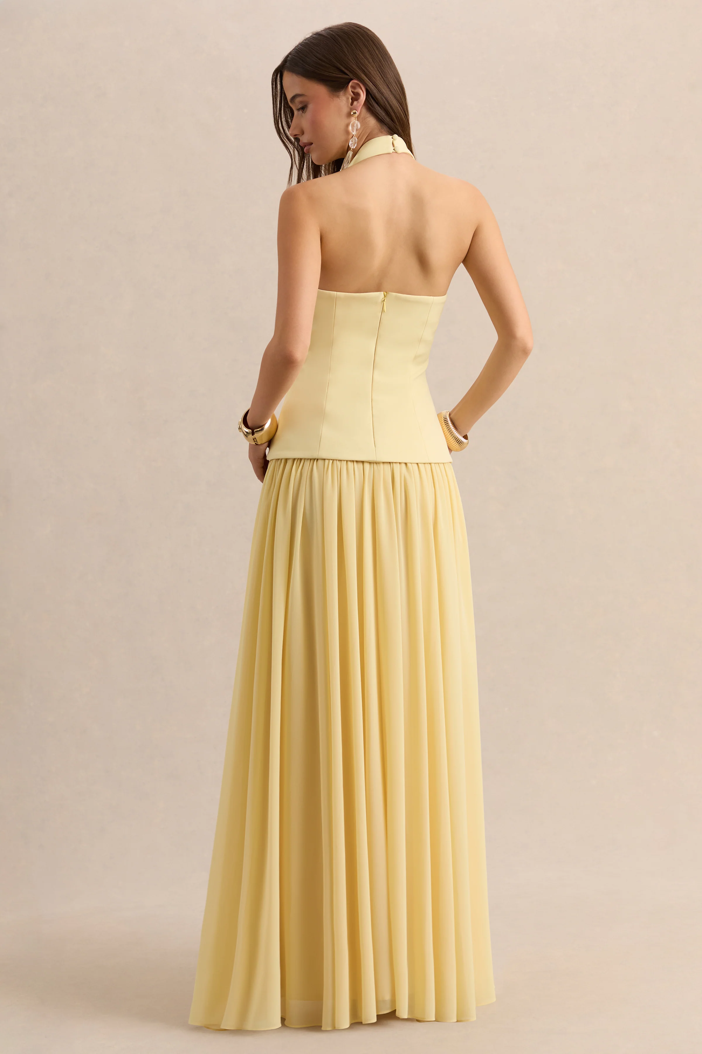 Zarina | Robe longue citron à décolleté plongeant - Image 2