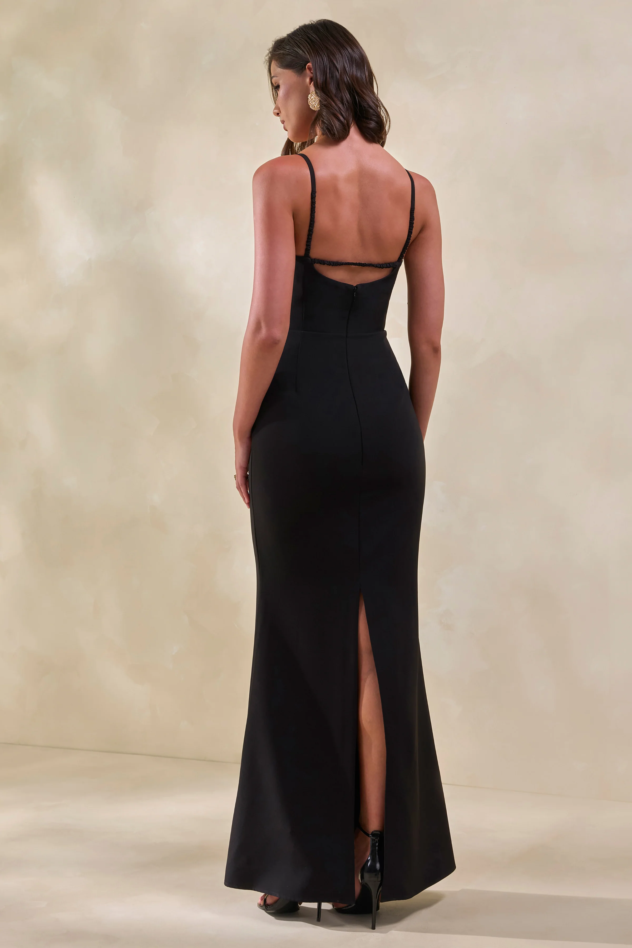 Zavira | Robe longue noire à encolure carrée - Image 2